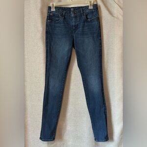 GAP•skinny jeans/jeggings•women’s 4 regular (27 waist)•cotton blend•blue wash